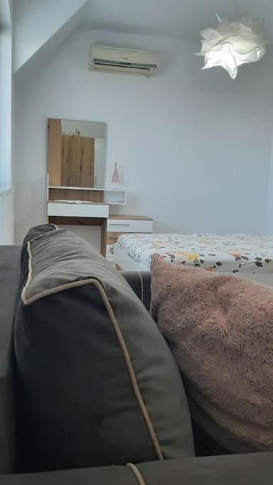 Rowing Base Apartment Plovdiv Buitenkant foto