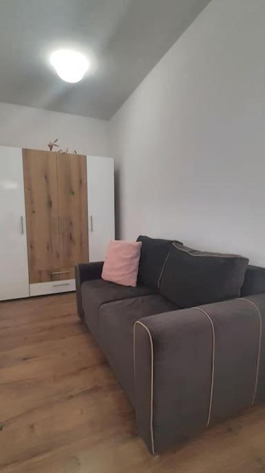 Rowing Base Apartment Plovdiv Buitenkant foto